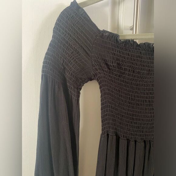 Xirena Arly Woven off shoulder black rayon dress - Picture 4 of 10